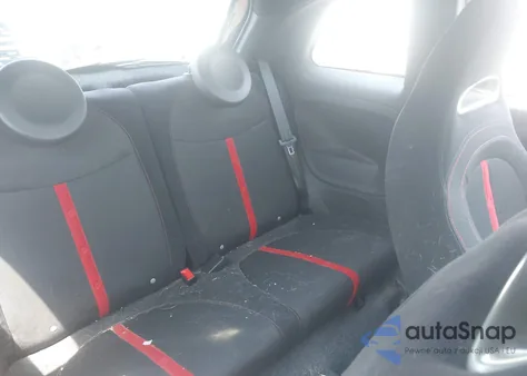 2014 Fiat 500 Abarth z USA, uszkodzony, nr VIN 3C3CFFFH0ET240076